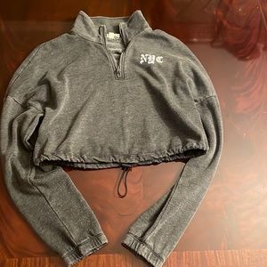 Garage medium grey cropped quarter zip with lettering